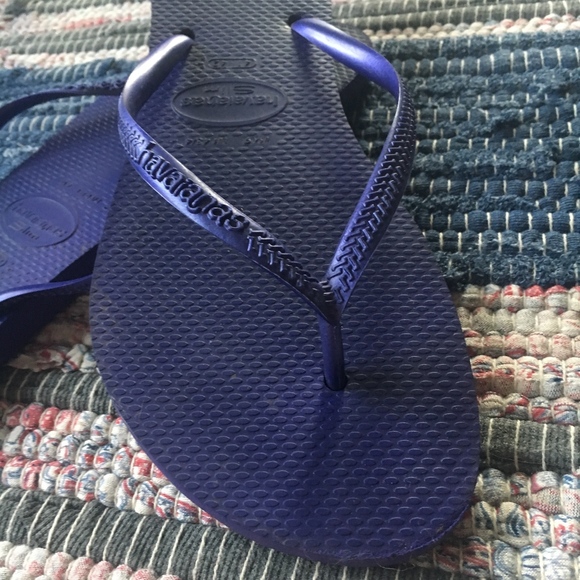 Havaianas Shoes - NWOT Purple Havaianas Flip-Flops